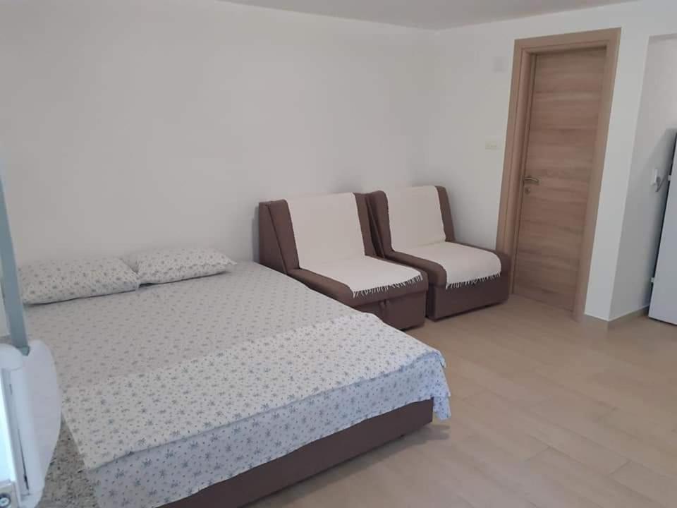 Roki Daire Tivat